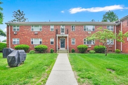 Building Photo - 272 Regency Park Dr