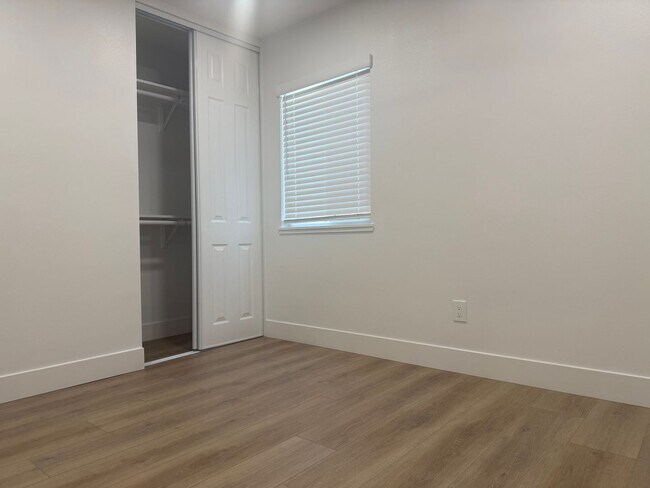 Building Photo - 793 W Pomona Blvd