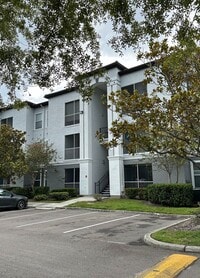 Building Photo - LEGACY CRESCENT 5521-202 - NY