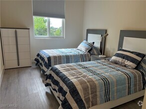 Building Photo - 26600 Rosewood Pointe Dr