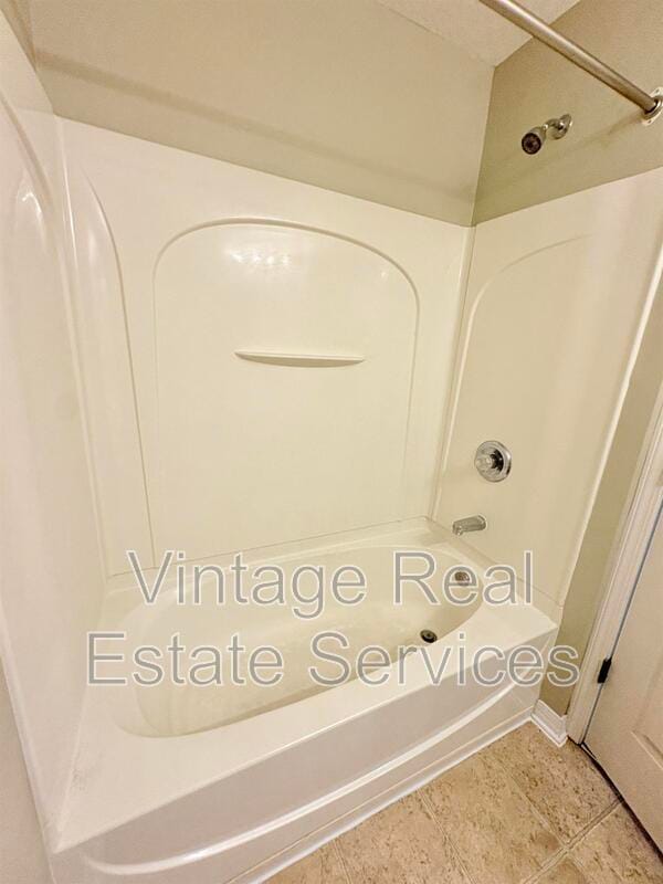 Building Photo - 10812 Kensington Park Ave