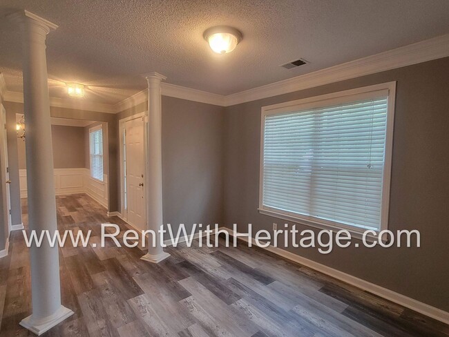 Building Photo - GORGEOUS HOME IN POPULAR HIGHLANDS AT CREE...