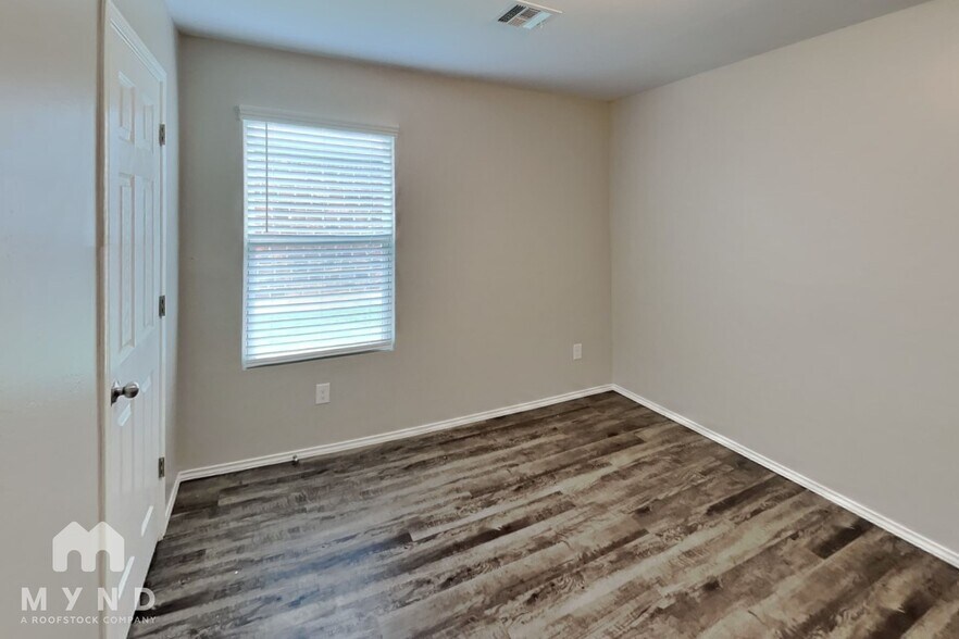 Building Photo - 12201 Jude Way
