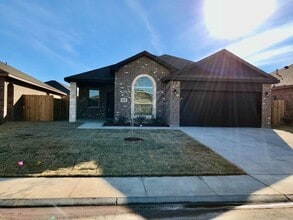 Building Photo - COMING SOON!!  Beautiful Home in Parks Bell