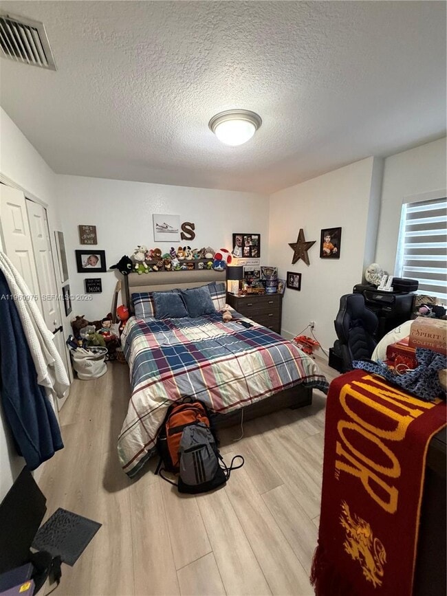 Building Photo - 6762 SW 157th Ct