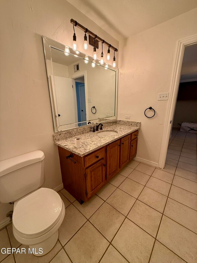 Building Photo - 763 Espada Dr