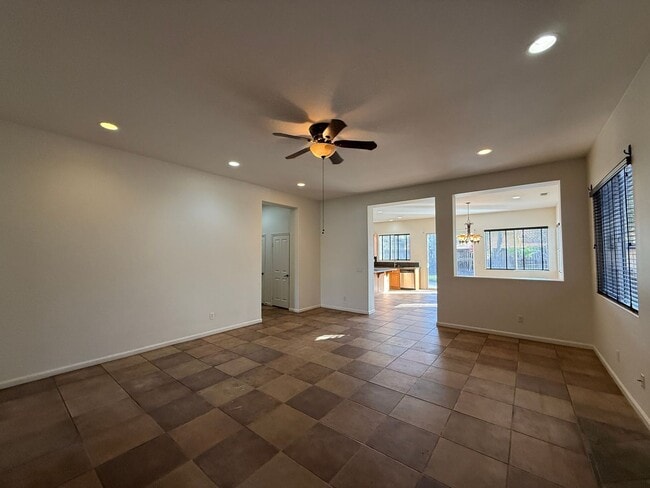 Building Photo - Centrally Located Single Story Home in Traditions