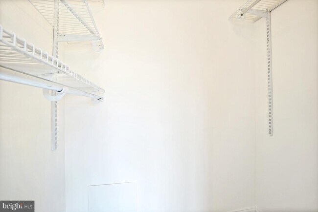 Building Photo - 12953 Clarksburg Square Rd