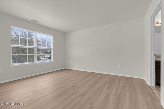 Building Photo - 12 High Pointe Way