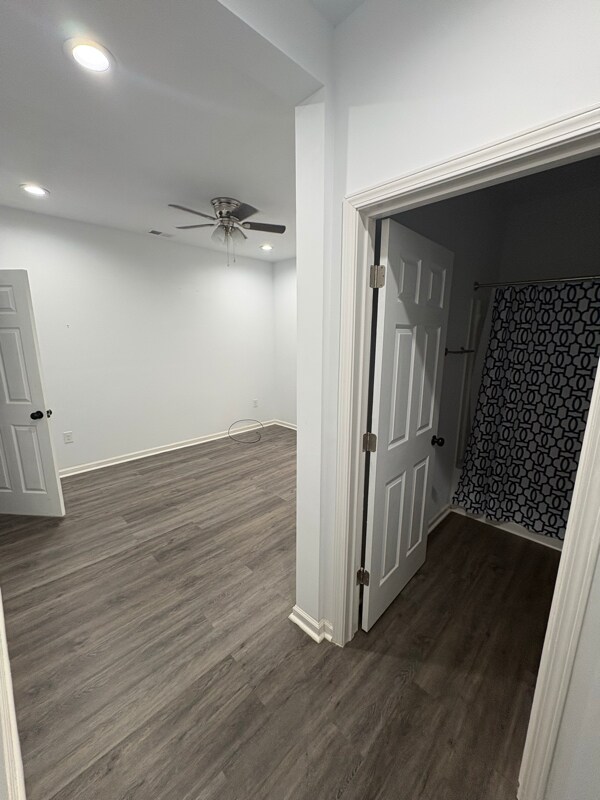 Building Photo - 515 Grove St