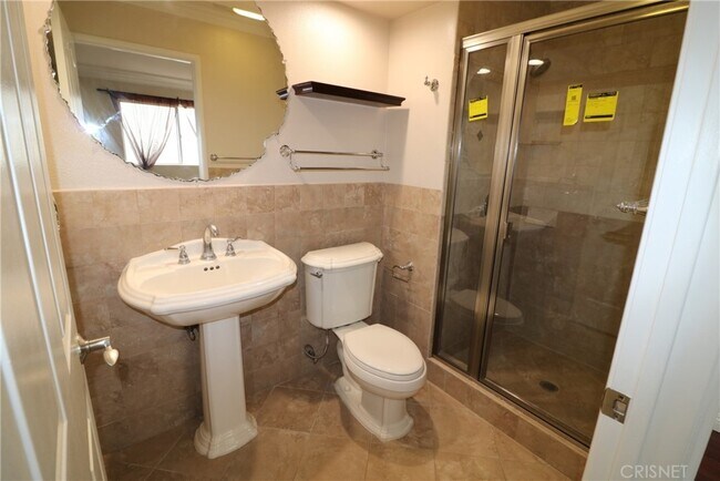 Building Photo - 14631 Dickens St