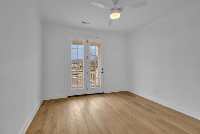 Building Photo - Luxury living in this brand new home - Franklin, TN