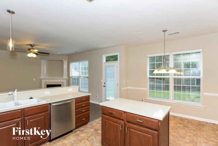 Building Photo - 16226 Greybriar Forest Ln