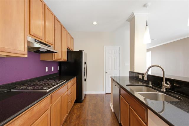 Building Photo - 2113 Grove Park Ln