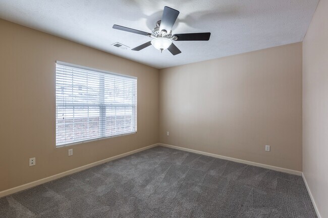 Floorplan - Square 131 - 4880 - 12 Plex