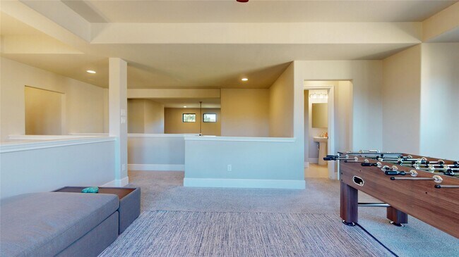 Building Photo - 8305 Greenleaf Ridge Way