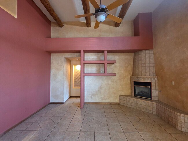 Building Photo - 8152 Eagledancer Ave