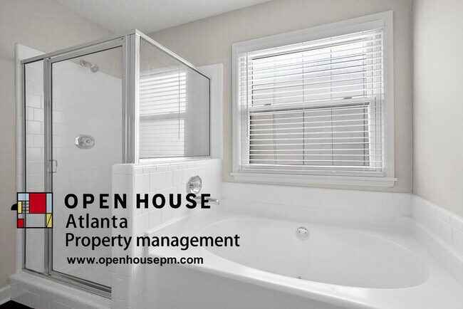 Building Photo - 10970 Spotted Pony Trail, Alpharetta