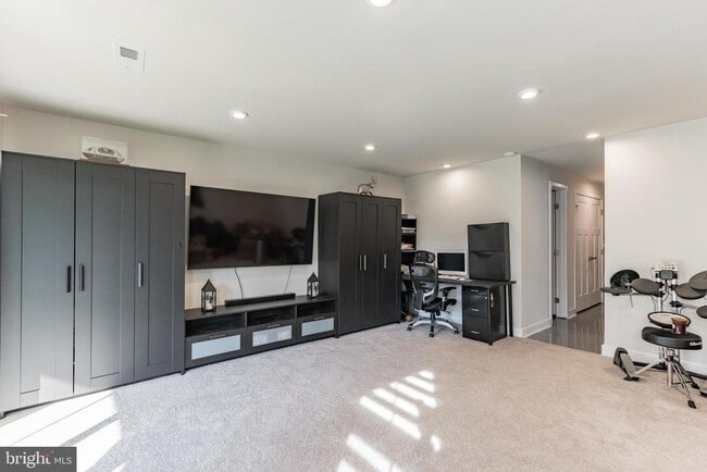 Building Photo - 2301 Lamington Ct