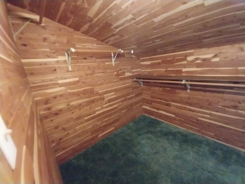 Building Photo - 2566 Dearborn St