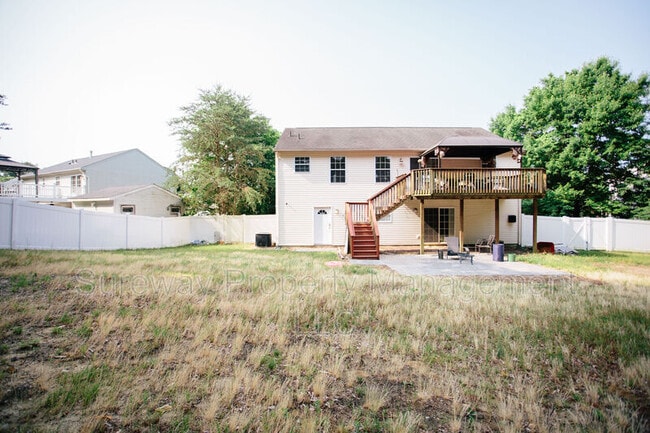 Building Photo - 712 Sage Hill Dr