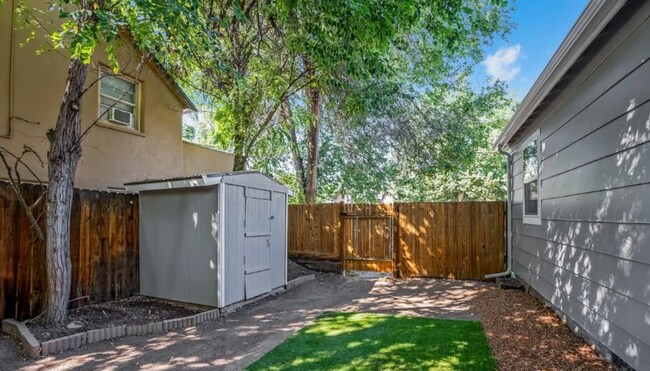 Building Photo - Charming Craftsman-Style Home in Boise 837...
