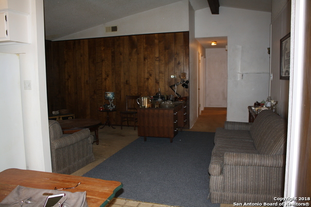 Building Photo - 6614 Cedar Hill