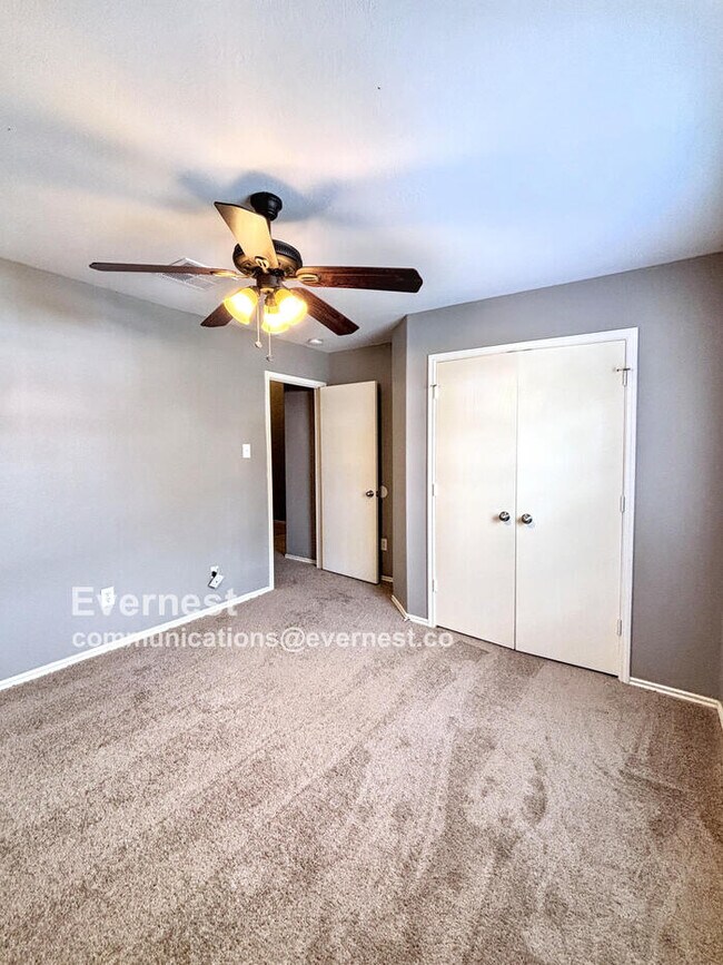 Building Photo - 24018 Blossom Crest Ln
