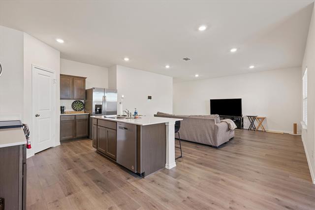 Building Photo - 3329 Watterson Wy