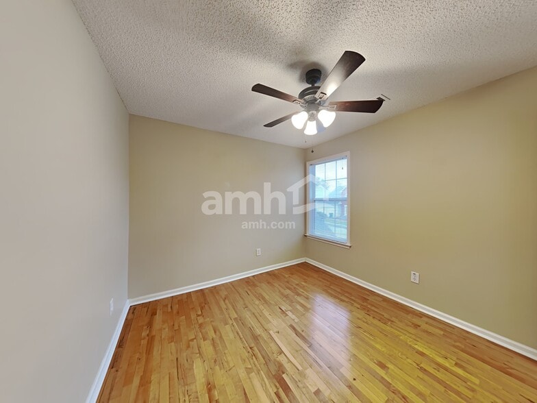 Building Photo - 3900 Chastatee Dr