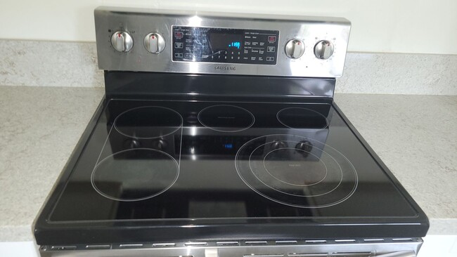 Building Photo - Beautiful Point Loma Single Story Home