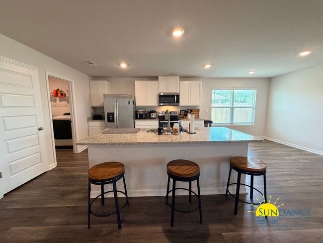 Building Photo - 5578 Silverbell Dr