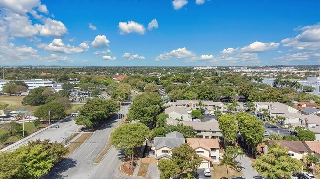 Building Photo - 9646 SW 151 Ave