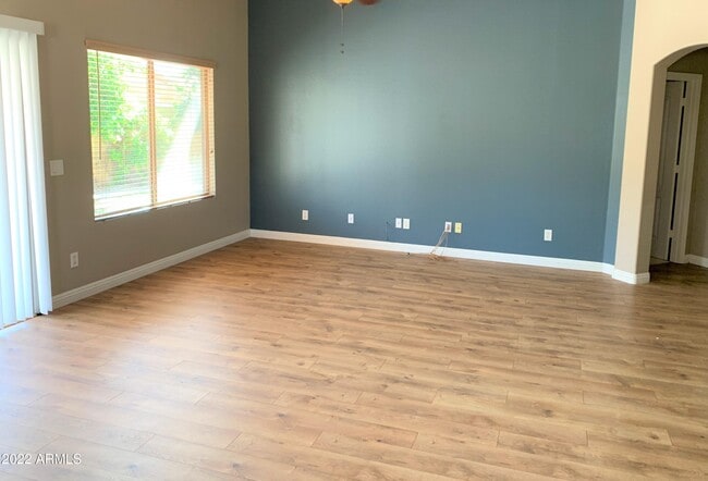 Building Photo - 1273 N Exeter St