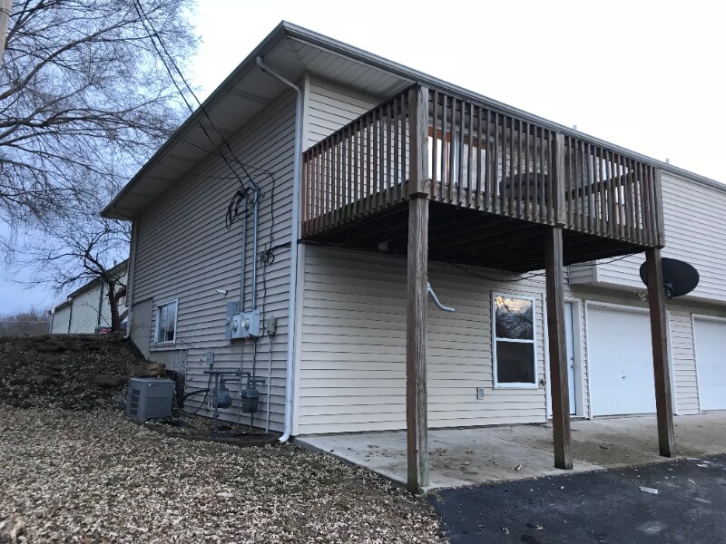 Building Photo - 308 N Independence St