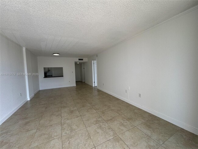 Building Photo - 13120 SW 92nd Ave