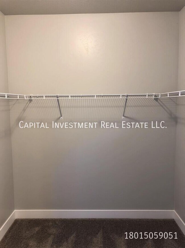 Building Photo - 14642 Bloom Dr