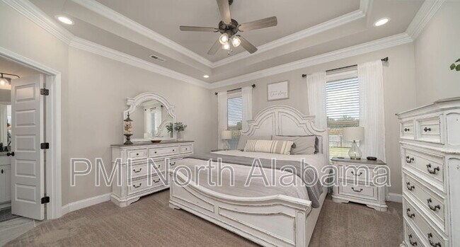 Building Photo - 120 Elledge Farm Dr