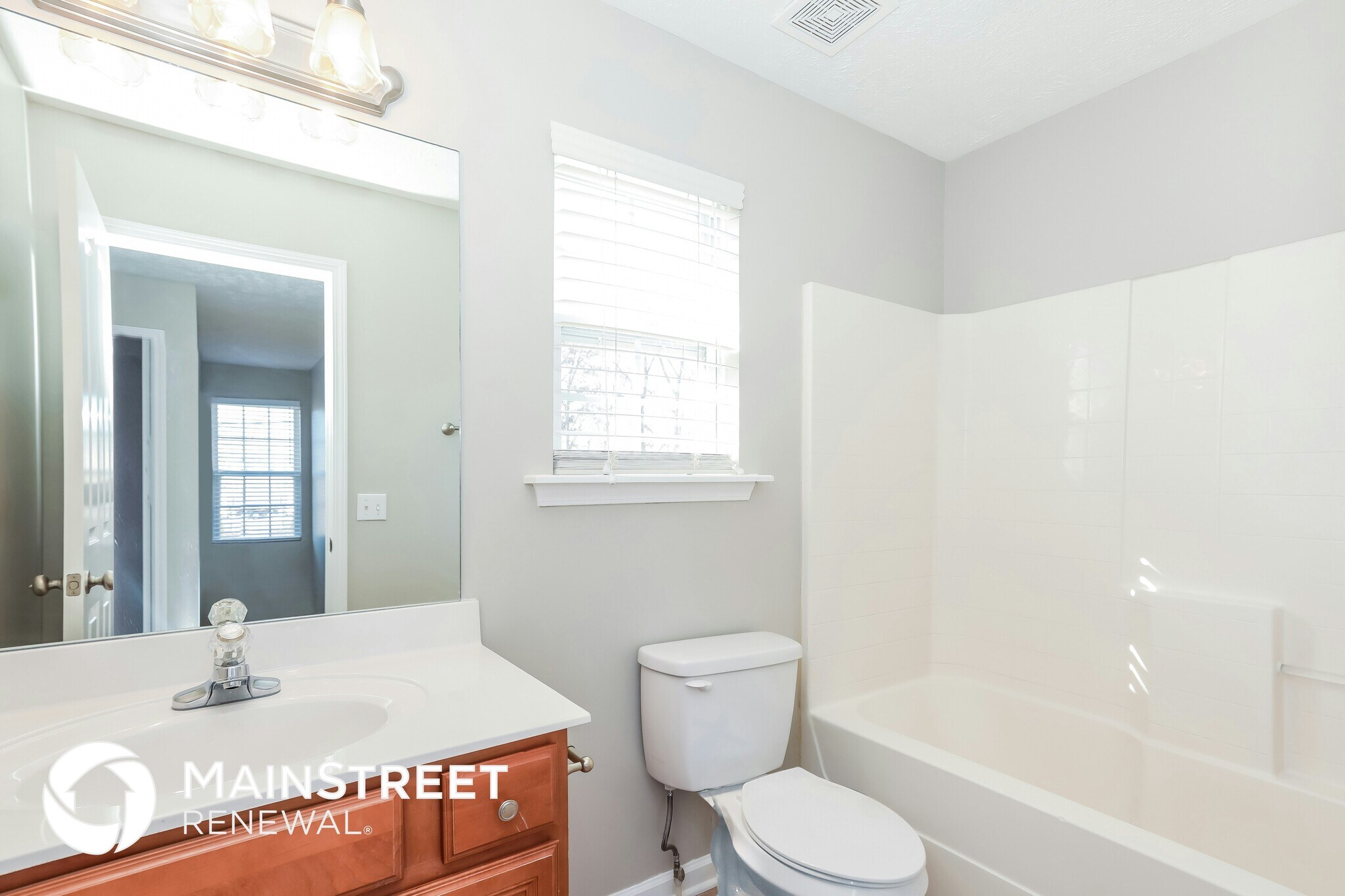 Building Photo - 1301 Fall Pkwy