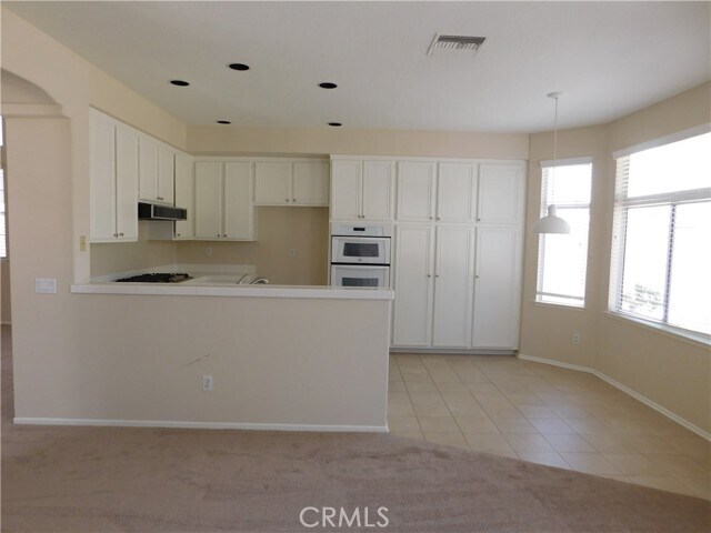 Building Photo - 53 Lunette Ave