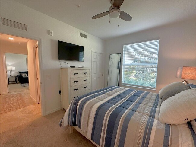 Building Photo - 14040 Heritage Landing Blvd