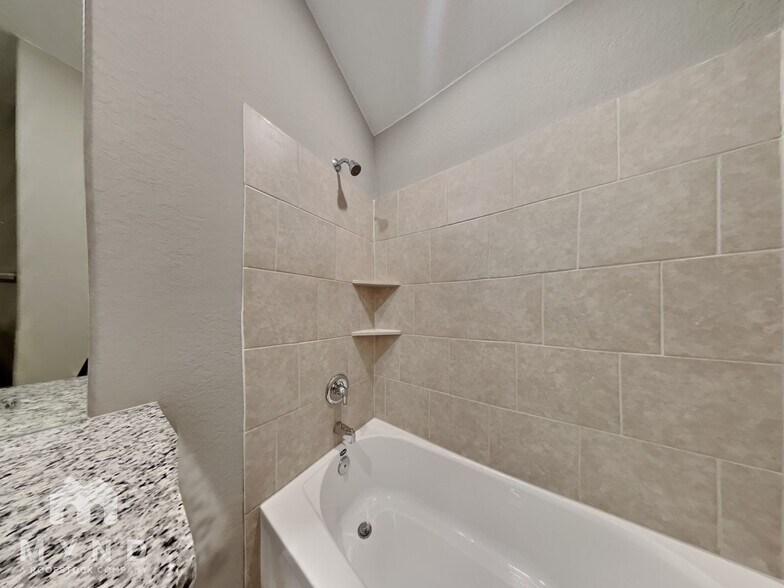 Building Photo - 4411 Revetment Way