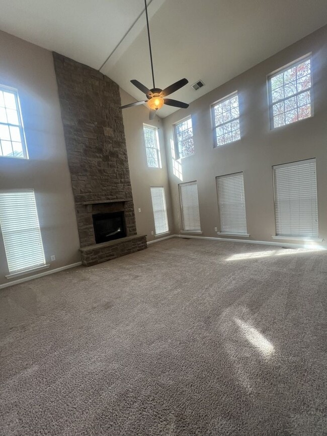 Building Photo - 13600 Warwick Longbay Dr