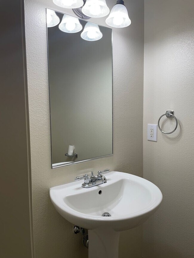Building Photo - sout1067