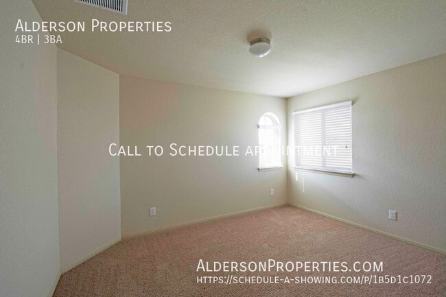 Building Photo - 864 Foxfire-