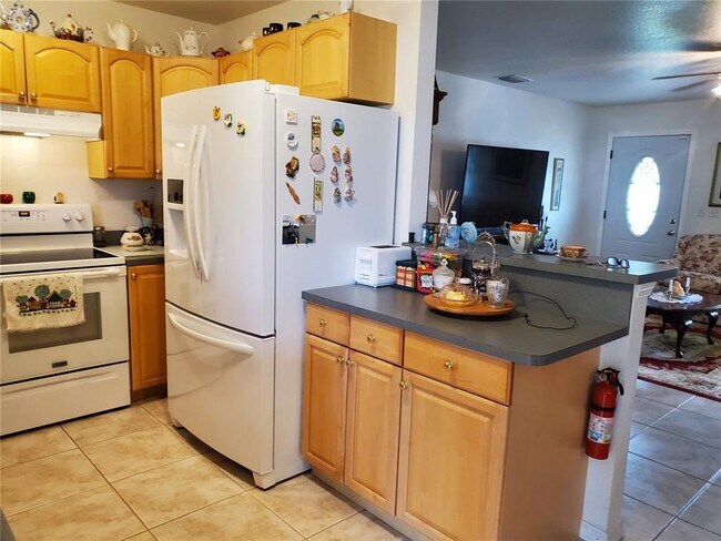Building Photo - 1051 SW 85th Way