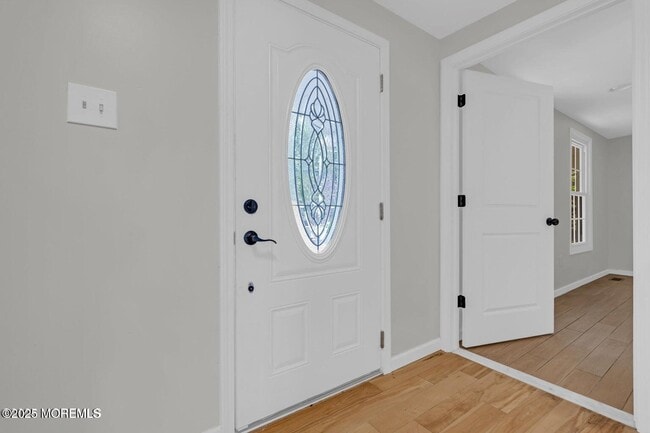 Building Photo - 58 Garden Ave