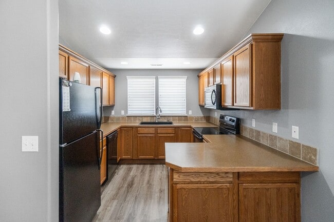 Building Photo - Single Family Home In Airway Heights!!