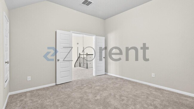 Building Photo - 17685 Martin Crk Ln