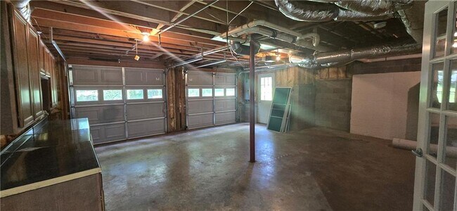 Building Photo - 5084 Apple Orchard Ln